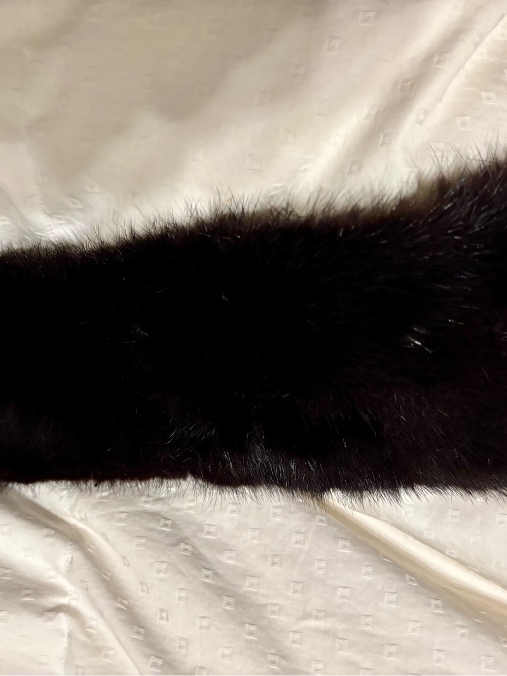 Genuine Mink Collar - Picture 6 of 6
